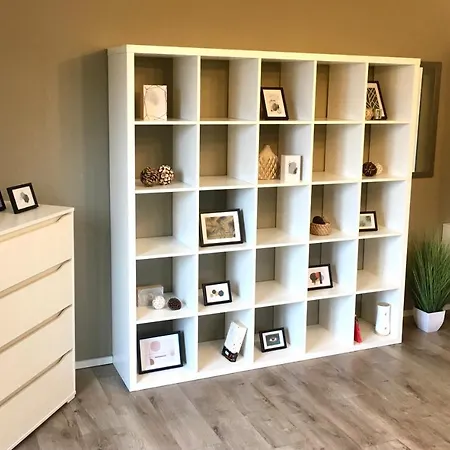 Four Apartment *